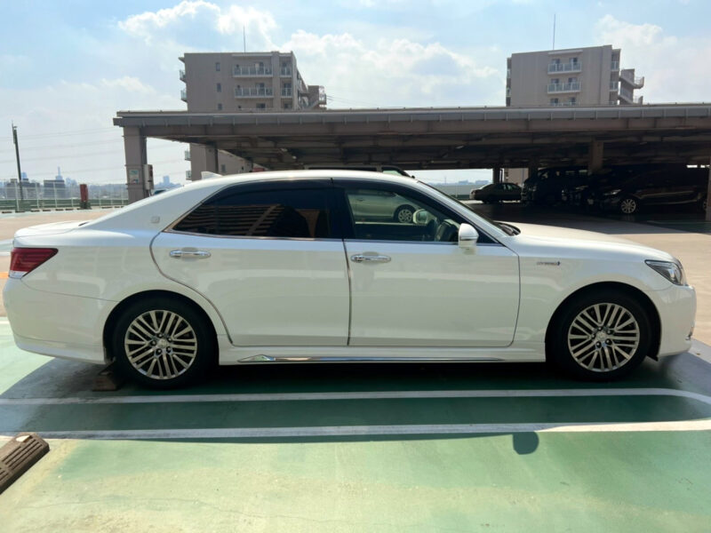 マジェスタFバージョン Jフロンティア★ハイブリッド ★最上級グレード ★税金完納 ★極良極美 ★革シート ★360°カメラ ★モデリスタ ★国内最安値画像6