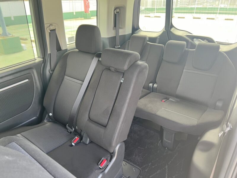 ステップワゴン スパーダ ホンダセンシング ★低走行12,000k ★極上極美 ★両側電動スライド ★7人乗り★国内最安値画像16