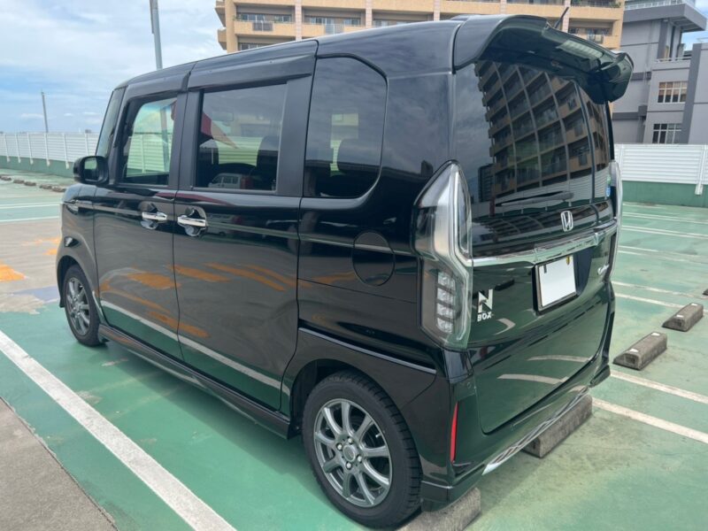 Nボックスカスタム L ★低走行0.9万k ★新車並み ★税金完納 ★片側電動スライド ★バックカメラ ★スタッドレス ★夏タイヤ付き ★大人気 ★国内最安値画像4