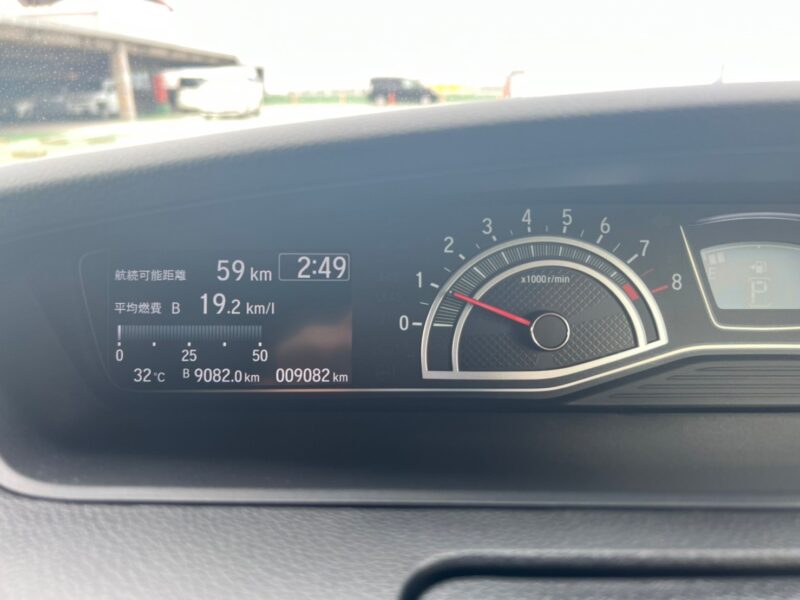 Nボックスカスタム L ★低走行0.9万k ★新車並み ★税金完納 ★片側電動スライド ★バックカメラ ★スタッドレス ★夏タイヤ付き ★大人気 ★国内最安値画像9