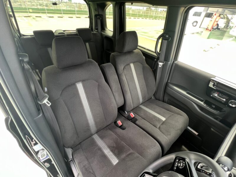 Nボックスカスタム L ★低走行0.9万k ★新車並み ★税金完納 ★片側電動スライド ★バックカメラ ★スタッドレス ★夏タイヤ付き ★大人気 ★国内最安値画像11