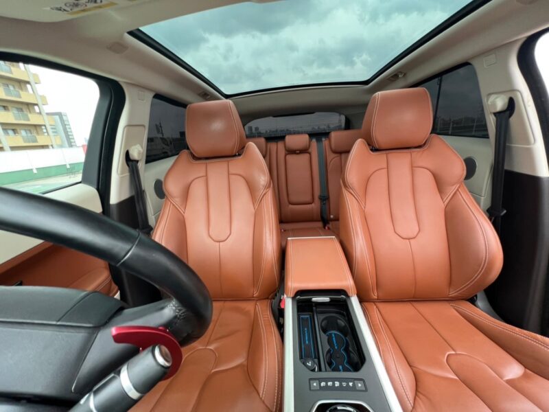 レンジローバーイヴォーグ プレステージ ★税金完納 ★極良極美 ★パノラマルーフ ★360°カメラ ★茶レザー ★上級グレード ★スタッドレス ★国内最安値画像10