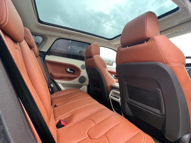 レンジローバーイヴォーグ プレステージ ★税金完納 ★極良極美 ★パノラマルーフ ★360°カメラ ★茶レザー ★上級グレード ★スタッドレス ★国内最安値画像14