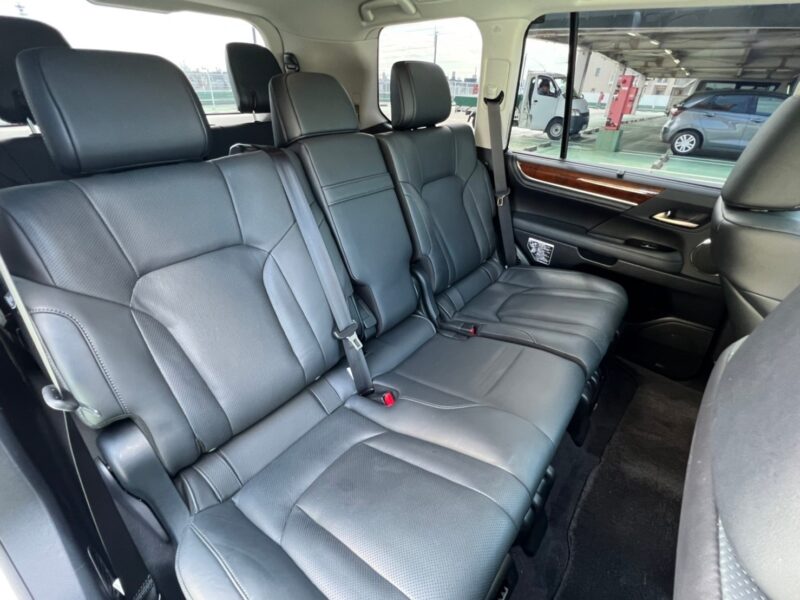 レクサスLX570 4WD★低走行1.6万k★極良極美★絶好調★大迫力★サンルーフ★装備充実★税金完納★国内最安値画像18