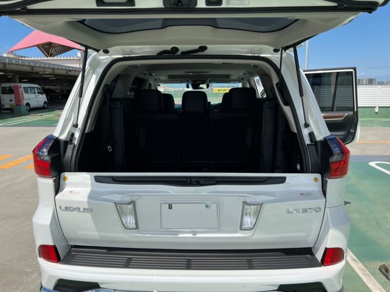 レクサスLX570 4WD★低走行1.6万k★極良極美★絶好調★大迫力★サンルーフ★装備充実★税金完納★国内最安値画像25