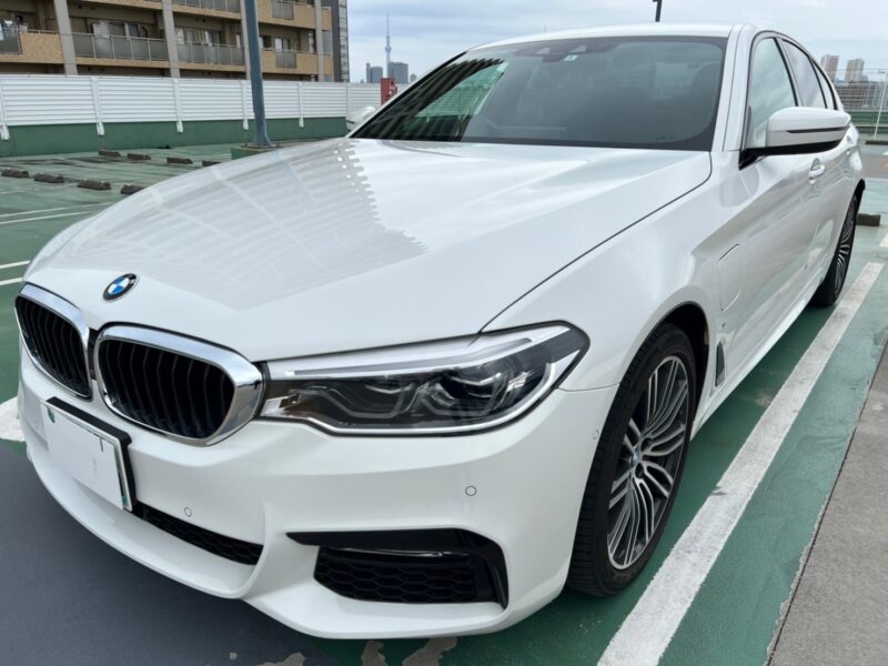 BMW 530e Mスポーツ アイパフォーマンス★税金完納★PHEV プラグインハイブリッド★黒レザー★極良極美★低走行★国内最安値画像0