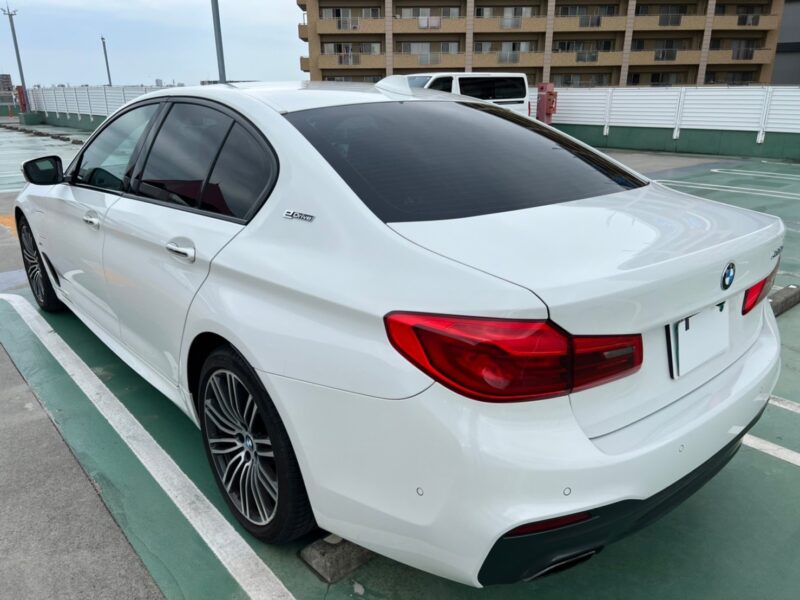 BMW 530e Mスポーツ アイパフォーマンス★税金完納★PHEV プラグインハイブリッド★黒レザー★極良極美★低走行★国内最安値画像5