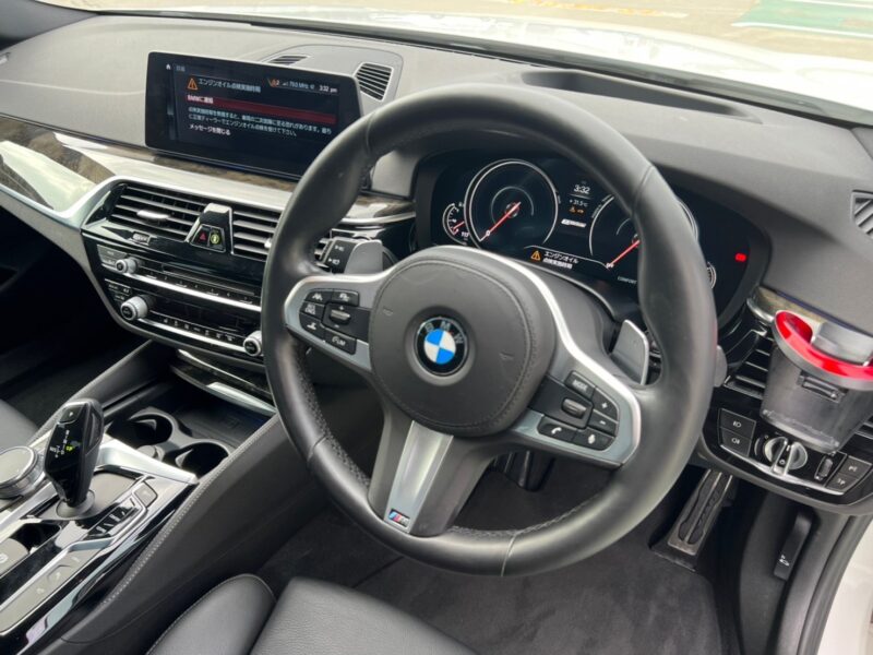 BMW 530e Mスポーツ アイパフォーマンス★税金完納★PHEV プラグインハイブリッド★黒レザー★極良極美★低走行★国内最安値画像13