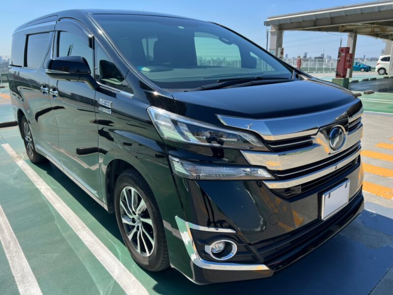 ヴェルファイア2.5 ハイブリッド ロイヤルラウンジ4WD★車検2年★最上級車★フルパーテーション★24型テレビ★調光ガラス★エクストラキャビネット★冷蔵庫★車検整備済★絶好調★税金完納★国内最安値画像1