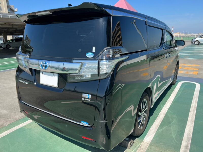 ヴェルファイア2.5 ハイブリッド ロイヤルラウンジ4WD★車検2年★最上級車★フルパーテーション★24型テレビ★調光ガラス★エクストラキャビネット★冷蔵庫★車検整備済★絶好調★税金完納★国内最安値画像6