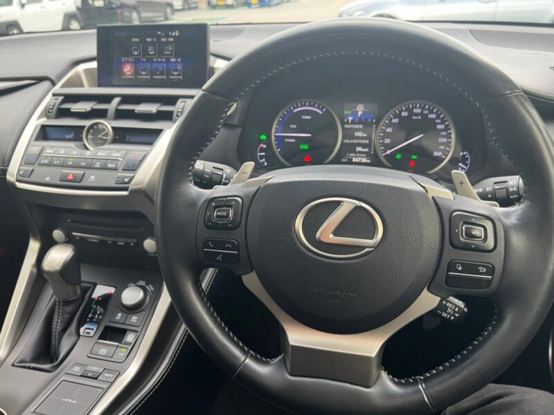 レクサスNX 300h Iパッケージ★税金完納★ハイブリッド★サンルーフ★極良極美★大人気★国内最安値画像9