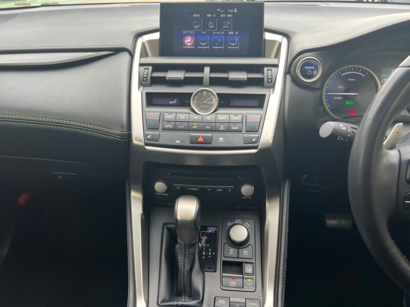 レクサスNX 300h Iパッケージ★税金完納★ハイブリッド★サンルーフ★極良極美★大人気★国内最安値画像11