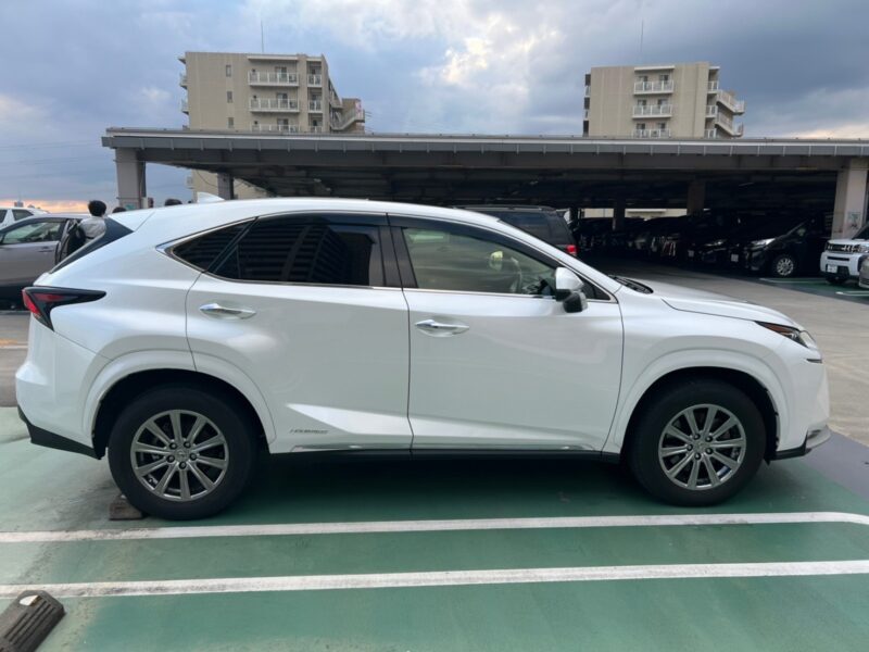 レクサスNX 300h Iパッケージ★税金完納★ハイブリッド★サンルーフ★極良極美★大人気★国内最安値画像4