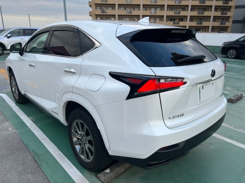 レクサスNX 300h Iパッケージ★税金完納★ハイブリッド★サンルーフ★極良極美★大人気★国内最安値画像5