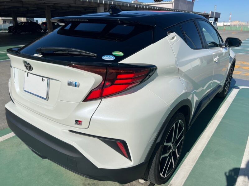 C-HR ハイブリッドS GRスポーツ★税金完納★ハーフレザー★ドラレコ前後★大人気★極上車★車線変更センサー★国内最安値★激安画像6