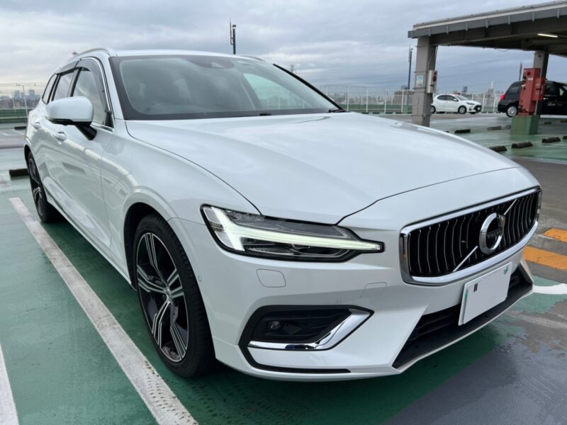 ボルボ V60 B5インスクリプション★税金完納★極上車★パノラマルーフ★360°カメラ★ドラレコ前後★ホワイトレザー★装備充実★激安画像1