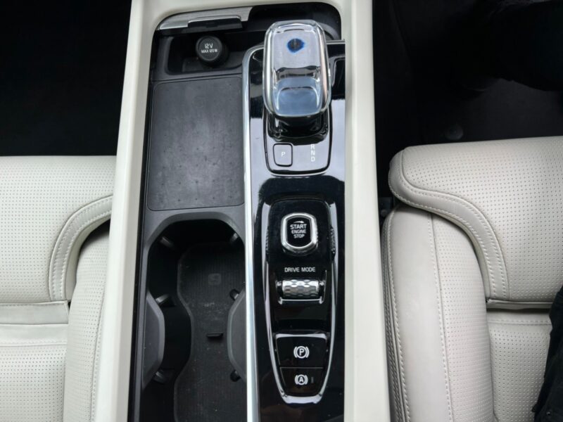 ボルボ V60 B5インスクリプション★税金完納★極上車★パノラマルーフ★360°カメラ★ドラレコ前後★ホワイトレザー★装備充実★激安画像21