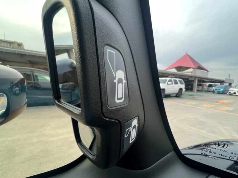 Nボックス カスタム Lターボ★新車同様★走行距離0.2万k★社外アルミホイル★両側電動スライドドア★車線変更センサー★流れるウインカー★大人気★激安最安画像22