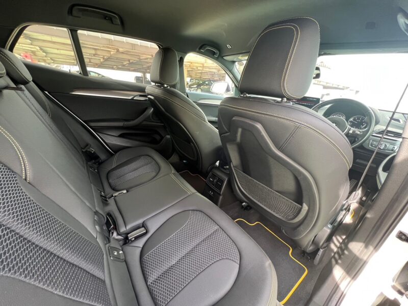 BMW X2 18d Mスポーツ Xディーゼルターボ4WD★税金完納★車検ロング★極良極美★激安画像13