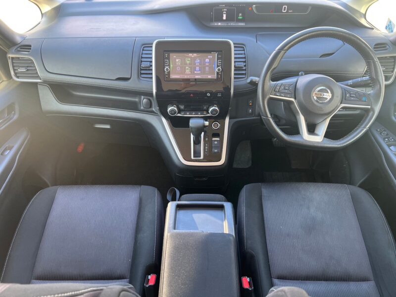 セレナ2.0 ハイウェイスター★税金完納★両側電動スライドドア★360°カメラ★スタッドレス★ドラレコ★極上車★国内最安値画像11