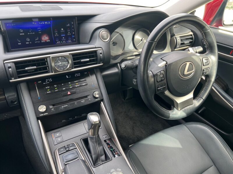 レクサスIS200t バージョンL★税金完納★ドラレコ★大人気★絶好調★激安★国内最安値画像10