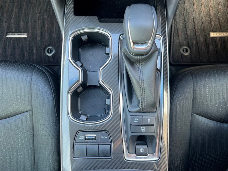 クラウン ハイブリッド2.5 RS-B★税金完納★車検ロング★極上車★デカナビ★低走行★オプションカラー★ドラレコ★大人気★激安最安画像20