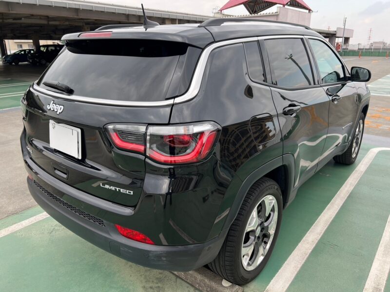 Jeepコンパス リミテッド4WD★税金完納★車検ロング★黒革シート★ドラレコ★プレミアムサウンドシステム★絶好調★業界最安画像6