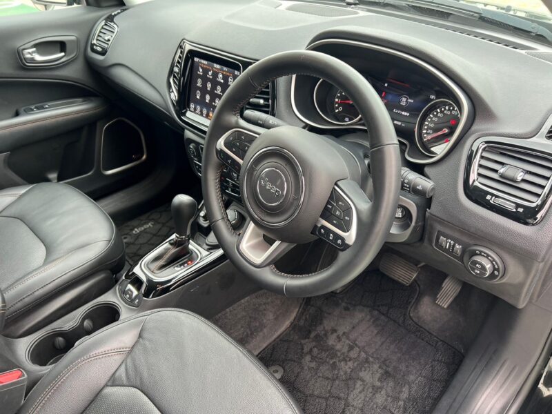 Jeepコンパス リミテッド4WD★税金完納★車検ロング★黒革シート★ドラレコ★プレミアムサウンドシステム★絶好調★業界最安画像8