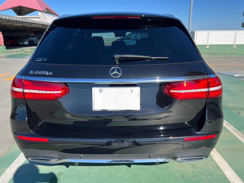 E220d アバンギャルド スポーツ本革仕様 ディーゼルターボ★税金完納★極良極美★ブラインドスポットモニター★360°カメラ★業界最安画像7