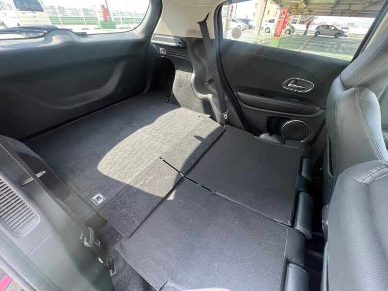 ヴェゼル1.5 ハイブリッド Z ホンダセンシング4WD ★税金完納★車検ロング★スタッドレス★車線変更センサー★ワンオーナー★業界最安画像13