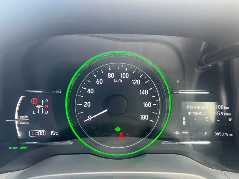 ヴェゼル1.5 ハイブリッド Z ホンダセンシング4WD ★税金完納★車検ロング★スタッドレス★車線変更センサー★ワンオーナー★業界最安画像15