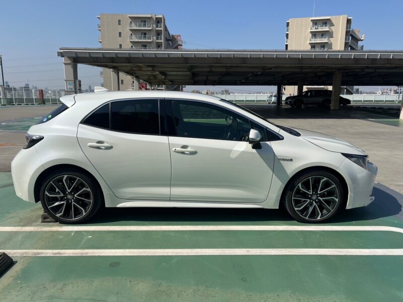 カローラスポーツ ハイブリッドG Z★税金完納★ミラーモニター★ワンオーナー★車線変更センサー★業界最安画像4