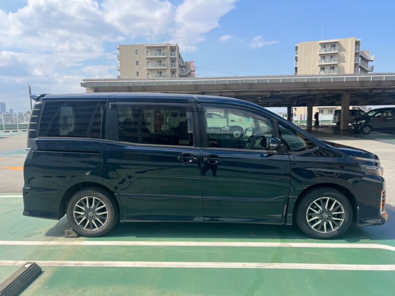 ヴォクシー2.0 ZS★税金完納★後席モニター★両側電動スライド★走行中TV視聴★絶好調★業界最安画像4