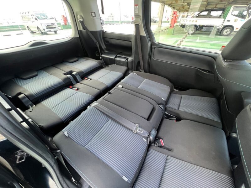 ヴォクシー2.0 ZS★税金完納★後席モニター★両側電動スライド★走行中TV視聴★絶好調★業界最安画像15