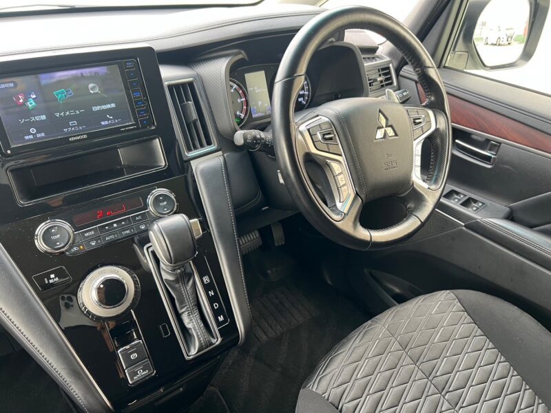 デリカD5 2.2G パワーPKG ディーゼルターボ4WD ★税金完納★360°カメラ★ドラレコ★両側電動スライドドア★極良極美★業界最安画像9