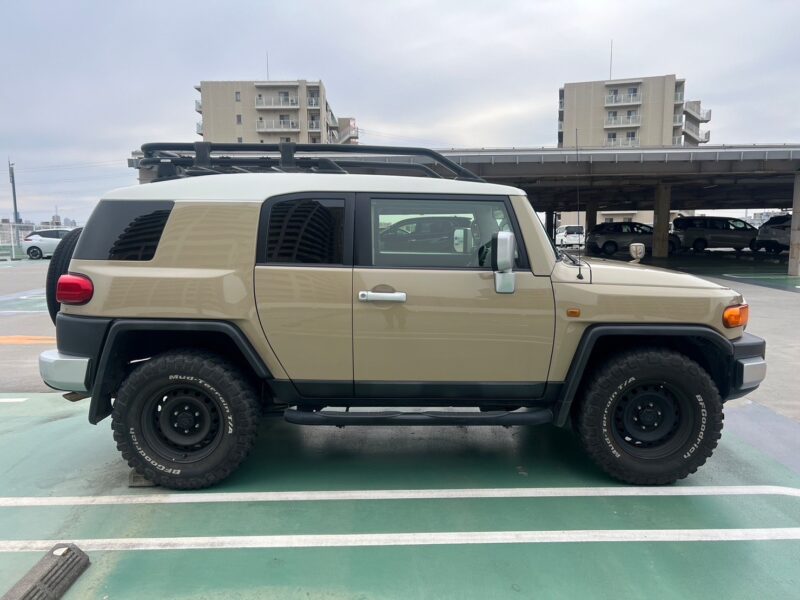 FJクルーザー4.0 4WD★R4税金完納★ルーフキャリア★オフロードタイヤ★極上車★本格SUV★激レア車★業界最安画像4