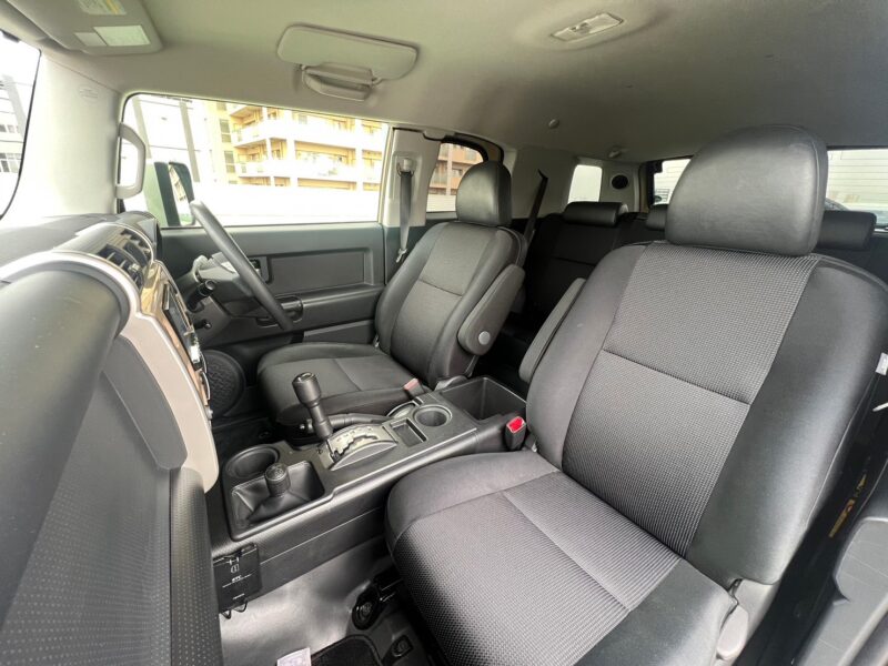 FJクルーザー4.0 4WD★R4税金完納★ルーフキャリア★オフロードタイヤ★極上車★本格SUV★激レア車★業界最安画像11