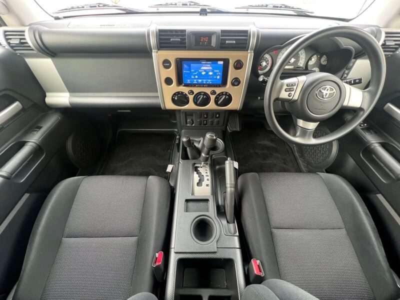 FJクルーザー4.0 4WD★R4税金完納★ルーフキャリア★オフロードタイヤ★極上車★本格SUV★激レア車★業界最安画像12