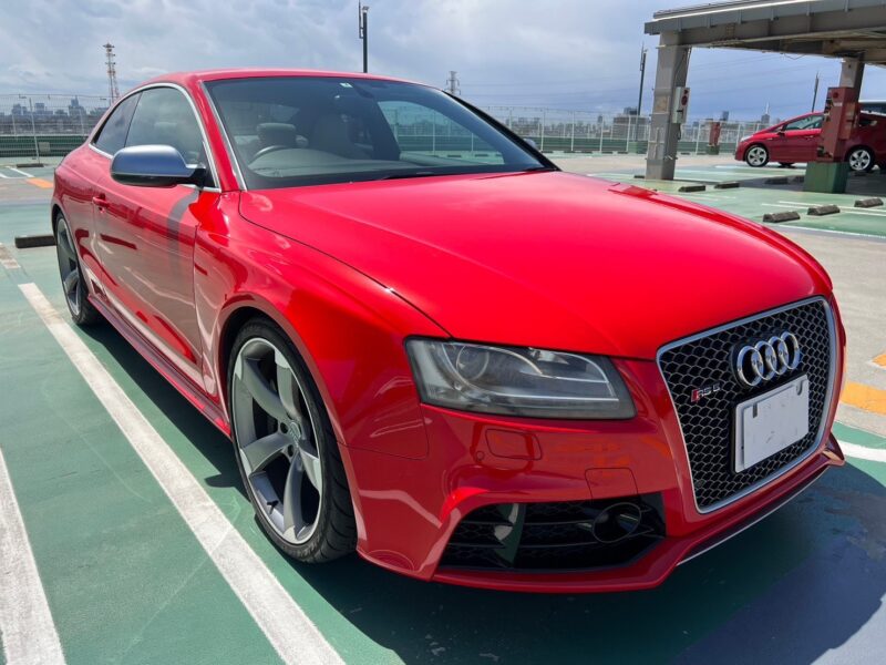 アウディ RS5 4.2 4WD★R4税金完納★ホワイトレザー★8気筒450馬力★ブラインドスポットモニター★極良極美★業界最安画像1