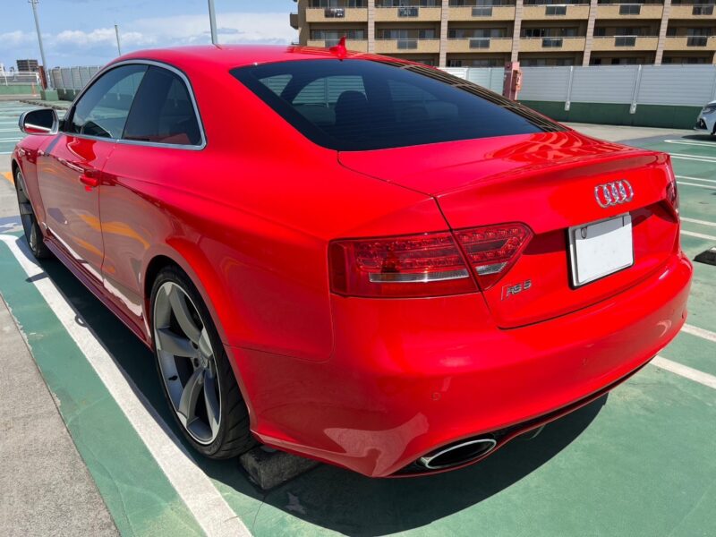 アウディ RS5 4.2 4WD★R4税金完納★ホワイトレザー★8気筒450馬力★ブラインドスポットモニター★極良極美★業界最安画像5
