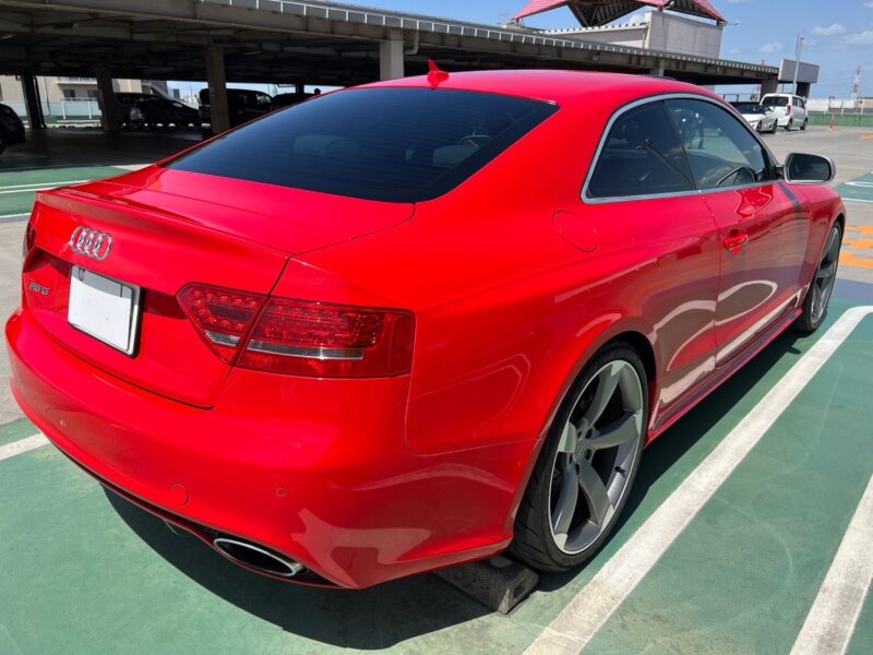 アウディ RS5 4.2 4WD★R4税金完納★ホワイトレザー★8気筒450馬力★ブラインドスポットモニター★極良極美★業界最安画像6