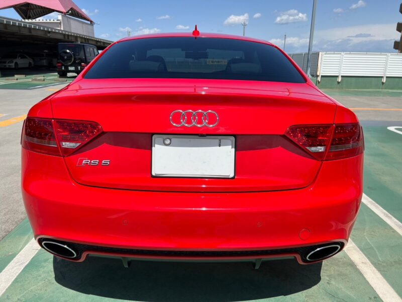 アウディ RS5 4.2 4WD★R4税金完納★ホワイトレザー★8気筒450馬力★ブラインドスポットモニター★極良極美★業界最安画像7