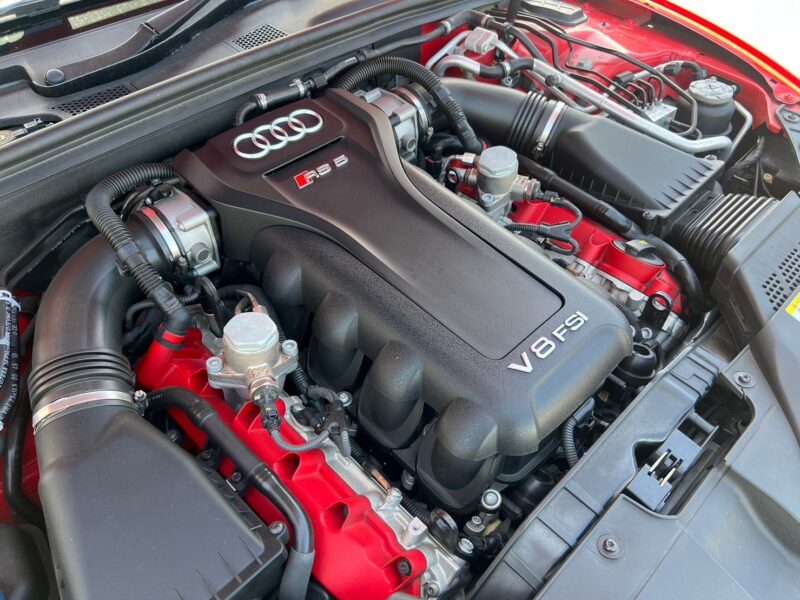 アウディ RS5 4.2 4WD★R4税金完納★ホワイトレザー★8気筒450馬力★ブラインドスポットモニター★極良極美★業界最安画像23