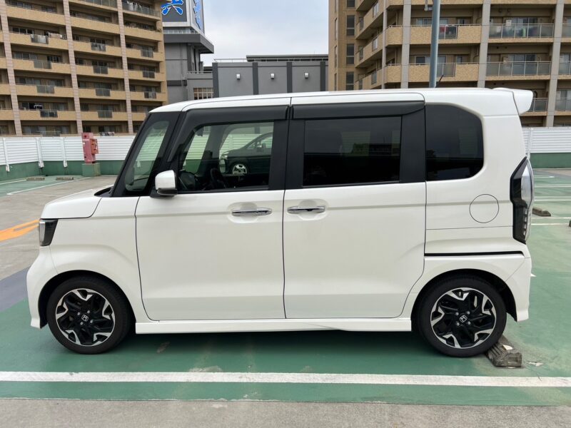 Nボックス カスタム GLターボ ホンダセンシング★R4税金完納★車検ロング★走行中TV視聴★パーキングセンサー★両側電動スライドドア★KENWOOD8インチナビ★極良極美★ワンオーナー★業界最安画像3