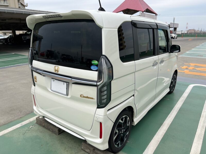Nボックス カスタム GLターボ ホンダセンシング★R4税金完納★車検ロング★走行中TV視聴★パーキングセンサー★両側電動スライドドア★KENWOOD8インチナビ★極良極美★ワンオーナー★業界最安画像6