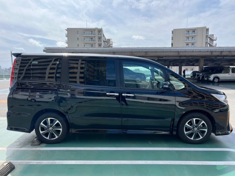 ノア2.0S i W xB Ⅱ★R4税金完納★極良極美★車検ロング★ALPINE後席モニター★両側電動スライドドア★走行中TV視聴★車線変更センサー★業界最安画像4