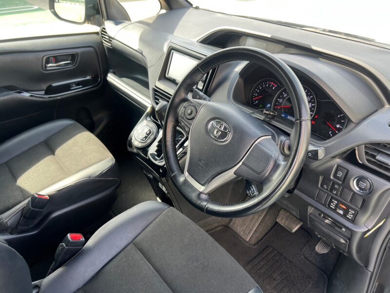 ノア2.0S i W xB Ⅱ★R4税金完納★極良極美★車検ロング★ALPINE後席モニター★両側電動スライドドア★走行中TV視聴★車線変更センサー★業界最安画像8