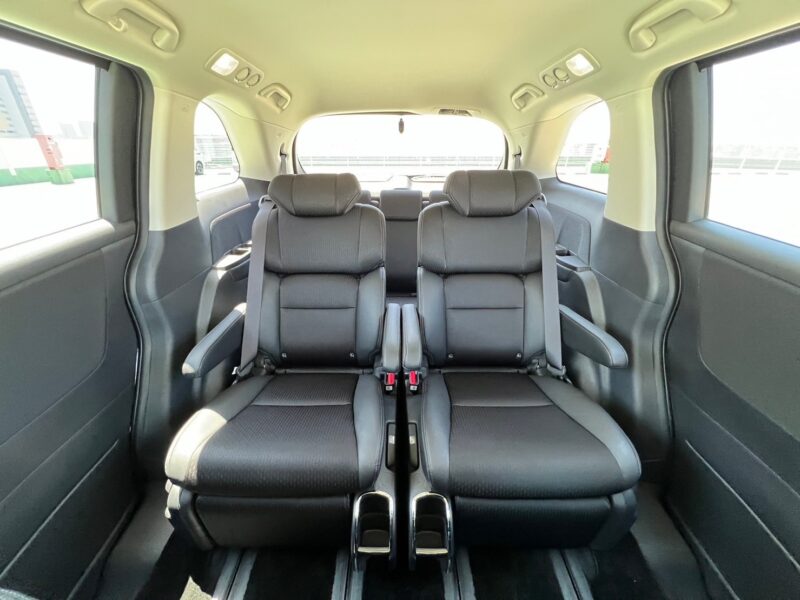 オデッセイ2.0 e:HEV アブソルートEX★R4税金完納★上級グレード★走行0.8万k★極上極美★360°カメラ★ドラレコ前後★走行中TV視聴★衝突軽減ブレーキ★ブラインドスポットモニター★後席モニター★業界最安画像15