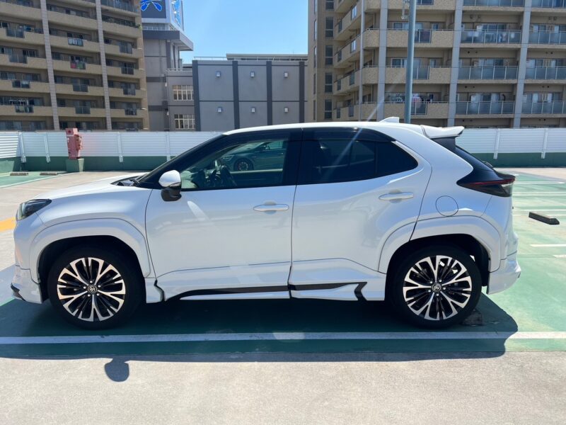 ヤリスクロス ハイブリッド1.5Z E-FOUR 4WD モデリスタ★R4税金完納★極良極美★モデリスタ フルエアロ★上級グレード★4WD★ドラレコ前後★車線変更センサー★衝突軽減ブレーキ★ハーフレザー★激シブ★業界最安★激安画像3