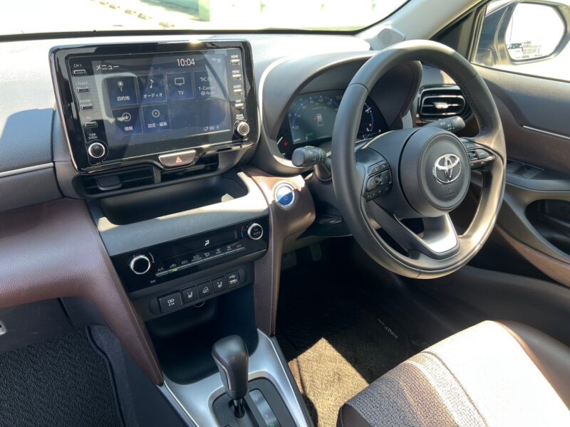 ヤリスクロス ハイブリッド1.5Z E-FOUR 4WD モデリスタ★R4税金完納★極良極美★モデリスタ フルエアロ★上級グレード★4WD★ドラレコ前後★車線変更センサー★衝突軽減ブレーキ★ハーフレザー★激シブ★業界最安★激安画像9